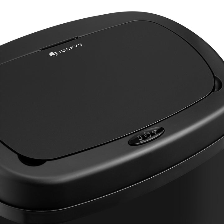 Rechteckiger Mülleimer mit Sensor